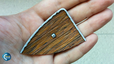 Coloured Dust: How to paint wood? 