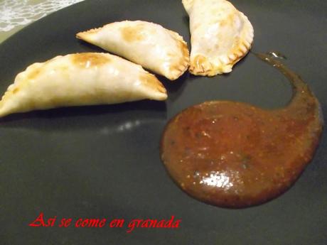 Empanadillas de mar y feta
