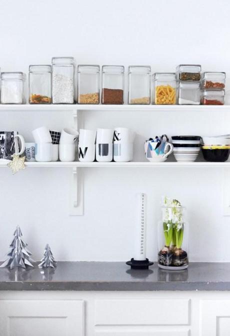 estilo nórdico escandinavo El toque navideño nórdico en grises decoración nórdica navideña decoración navideña decoración en grises y azules decoración comedores navidad casas nórdicas navidad adornos navidad gris y blanco adornos navidad diy 