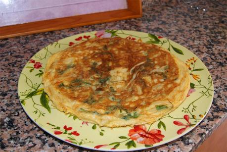 Tortilla de pasta y rúcula