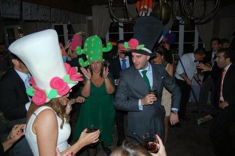 Una boda de cuento (parte II, el desfase) Una boda de cuento (parte II, el desfase)