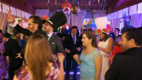 Una boda de cuento (parte II, el desfase) Una boda de cuento (parte II, el desfase)