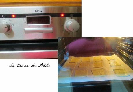 PASTELITOS DE HOJALDRE, RELLENOS CON GUINDAS, NATA, Y DECORADOS CON MERENGUE