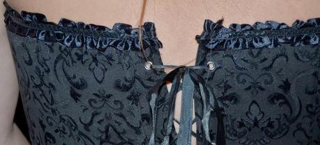 Outfit of the Day ~ Total Black - Corset Outfit of the Day ~ Total Black - Corset