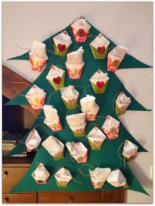 El árbol de Navidad de Samuel y Héctor de las manitas de Cari