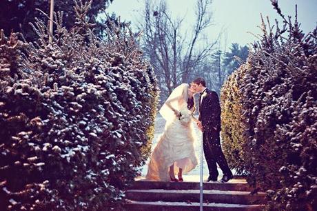 Bodas en diciembre Christmas-Wedding-Couple