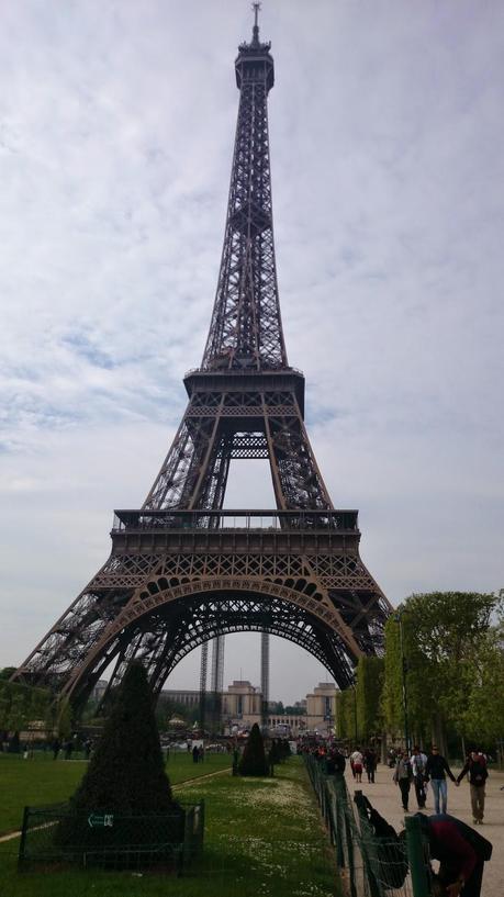 LA TORRE EIFFEL