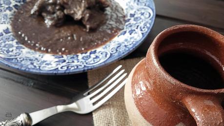 tu-cajon-vintage-carrilleras-al-vino-tinto