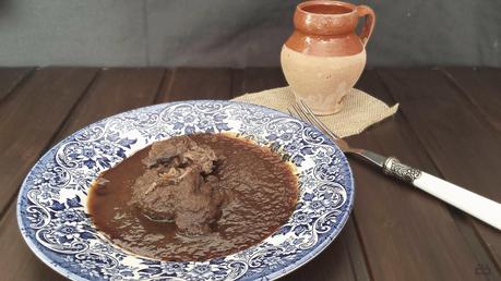 tu-cajon-vintage-carrilleras-al-vino-tinto