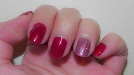 Dark lips I: Labios protagonistas vs. rostro desnudo. Dark lips I: Labios protagonistas vs. rostro desnudo.