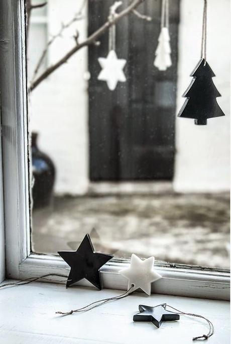 WHITE DIY XMAS DECO.-