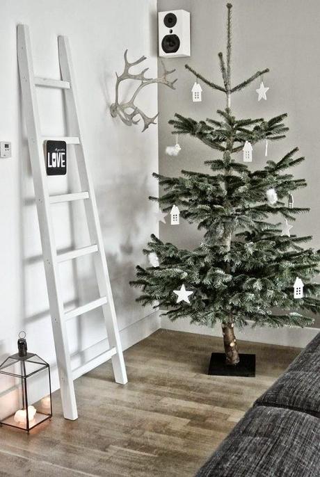 WHITE DIY XMAS DECO.-
