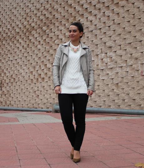 Básico con jersey blanco...