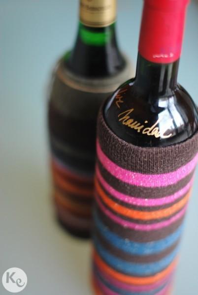Wrapping. Regalar botellas/ Giving bottles for Christmas Wrapping bottles with socks