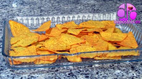 NACHOS CON CARNE Y QUESO