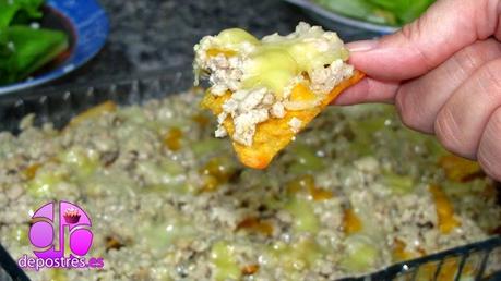 NACHOS CON CARNE Y QUESO
