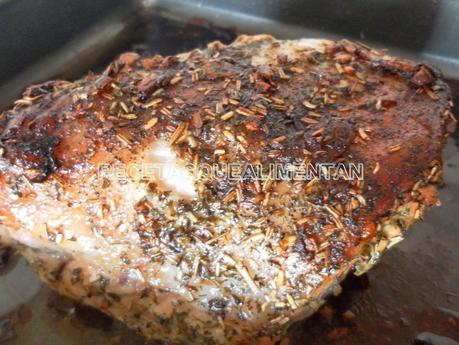 LOMO DE CERDO A LAS FINAS HIERBAS