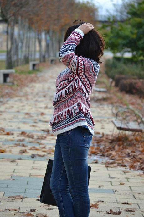 Look: Trenca + jersey-poncho