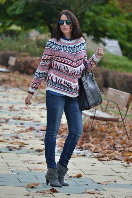 Look: Trenca + jersey-poncho