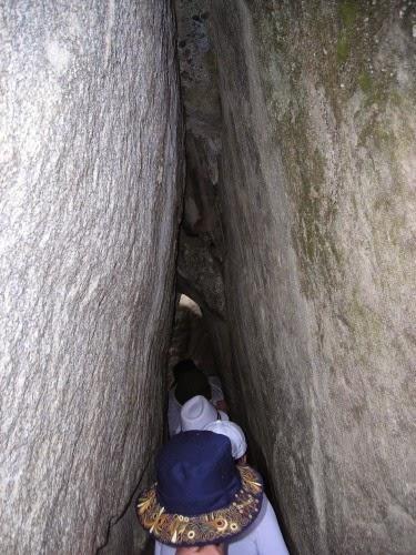 Sala de los morteros y el cóndor. Machu Picchu. Perú