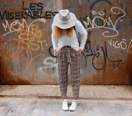 pELUCHÍN jERSEY + pRINT cUADRÍCULA.. #nOUNIFORMES + sTAN sMITH