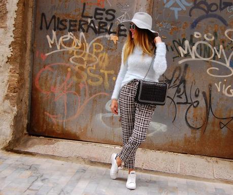 pELUCHÍN jERSEY + pRINT cUADRÍCULA.. #nOUNIFORMES + sTAN sMITH