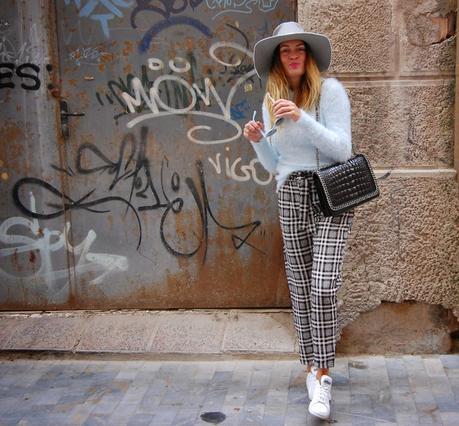 pELUCHÍN jERSEY + pRINT cUADRÍCULA.. #nOUNIFORMES + sTAN sMITH