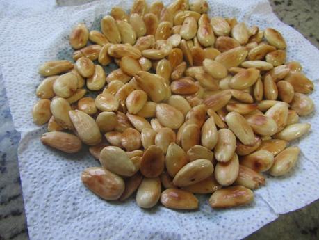 Turrón de chocolate y almendra