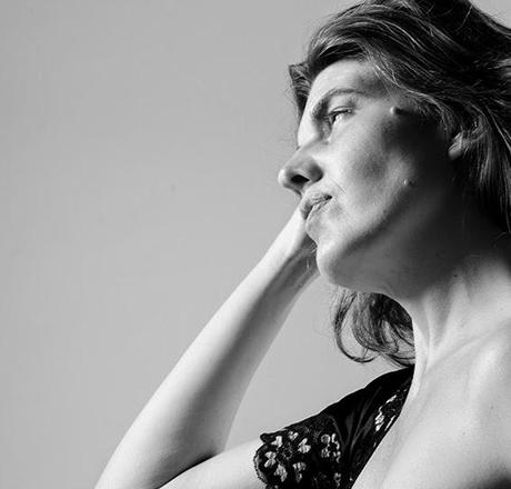 Carina Sedevich (17): Como segando un cariño oscuro (f):