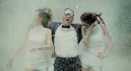 PSY con su vídeo Gangnam Style, rompió el código de Youtube