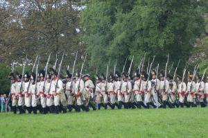 Austriacos desfilando al final de la batalla