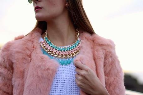 Statement Necklace Videoshopping