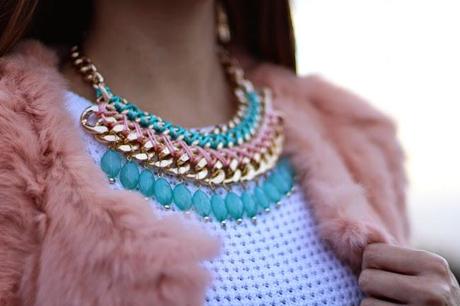 Statement Necklace Videoshopping