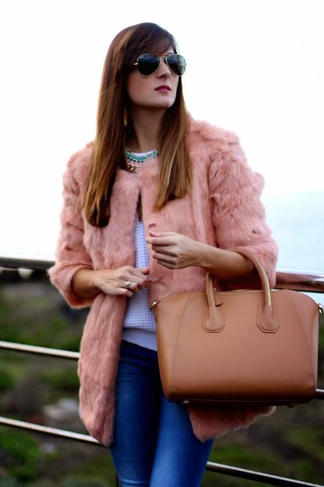 Statement Necklace Videoshopping