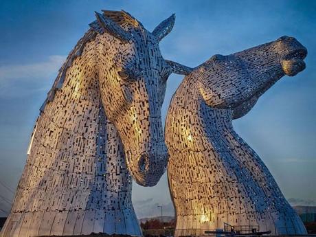 You’ll Be Amazed By Scotland’s New Giant Horse Head Sculptures 1