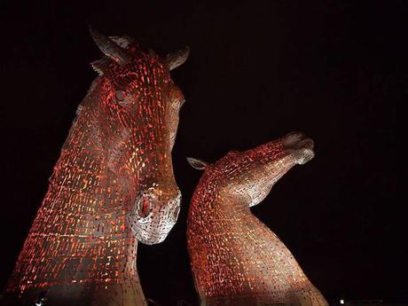 You’ll Be Amazed By Scotland’s New Giant Horse Head Sculptures 7