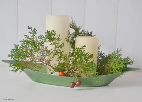 centro navideño, centro vintage, centro aluminio, velas, ramas, decoracion navideña, navidad, papa noel, guirnalda