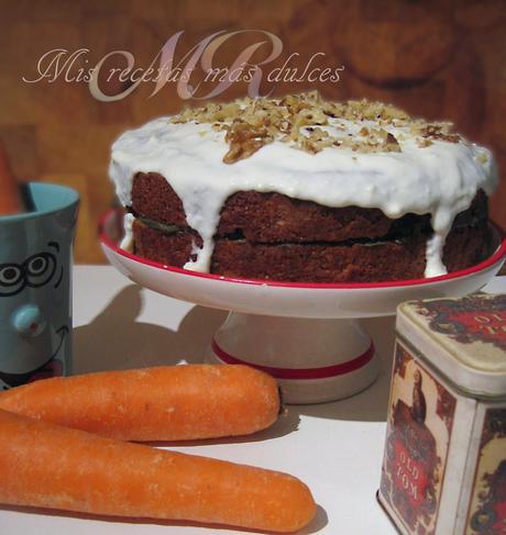 TARTA DE ZANAHORIA CON CREMA DE CAFÉ Y QUESO TARTA DE ZANAHORIA CON CREMA DE CAFÉ Y QUESO