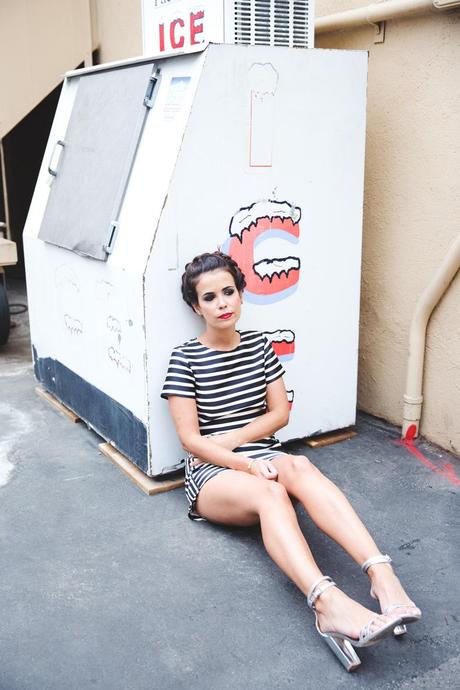 Sriped_Dress-Sony_Pictures-Barkley_The_Pom-Outfit-Denim_Jacket-Street_Style-7