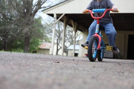 Consejos para enseñar a los niños a montar en bicicleta