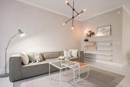 El protagonismo de una lampara en decoracion. Espacios vacios y delicados