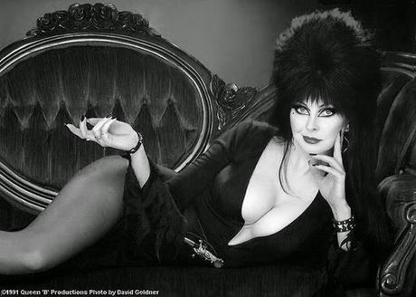 Las damas más oscuras del cine y la televisión de todos los tiempos 5ª parte: Elvira - Cassandra Peterson