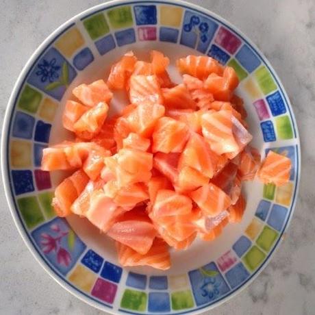 Arroz integral con salmón y verduras de temporada