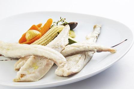 ROBALO A LA SAL - COMENSAL