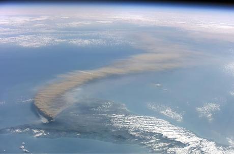 Smoke of Etna volcano seen from the International Space Station 2002