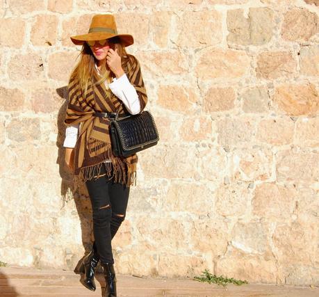 cLÁSICO + tENDENCIA #nOUNIFORMES cLÁSICO + tENDENCIA #nOUNIFORMES