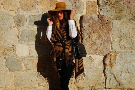 cLÁSICO + tENDENCIA #nOUNIFORMES cLÁSICO + tENDENCIA #nOUNIFORMES