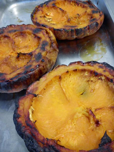 Empanadillas de calabaza (Pastissets de carabassa) - Spanish sweet pumpkin  pies -