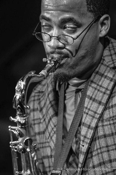 © R.Domínguez - James Brandon Lewis