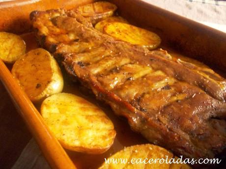http://www.caceroladas.com/2014/01/costillar-al-horno-especiado-con-patatas.html